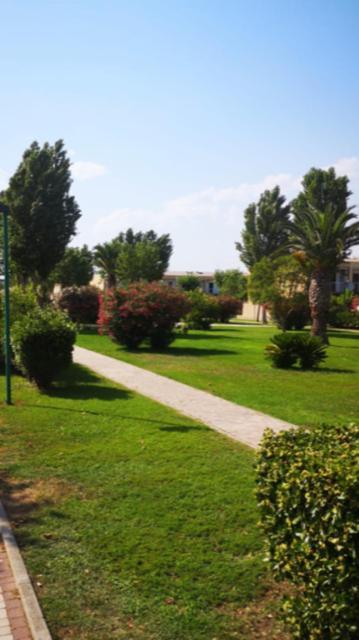 Villetta A Schiera In Villaggio Metatur Метапонто Экстерьер фото