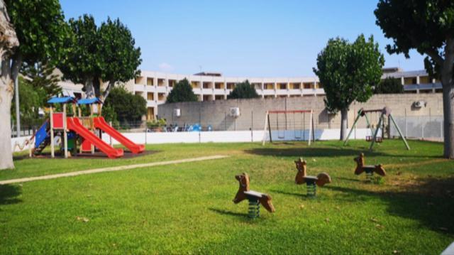 Villetta A Schiera In Villaggio Metatur Метапонто Экстерьер фото