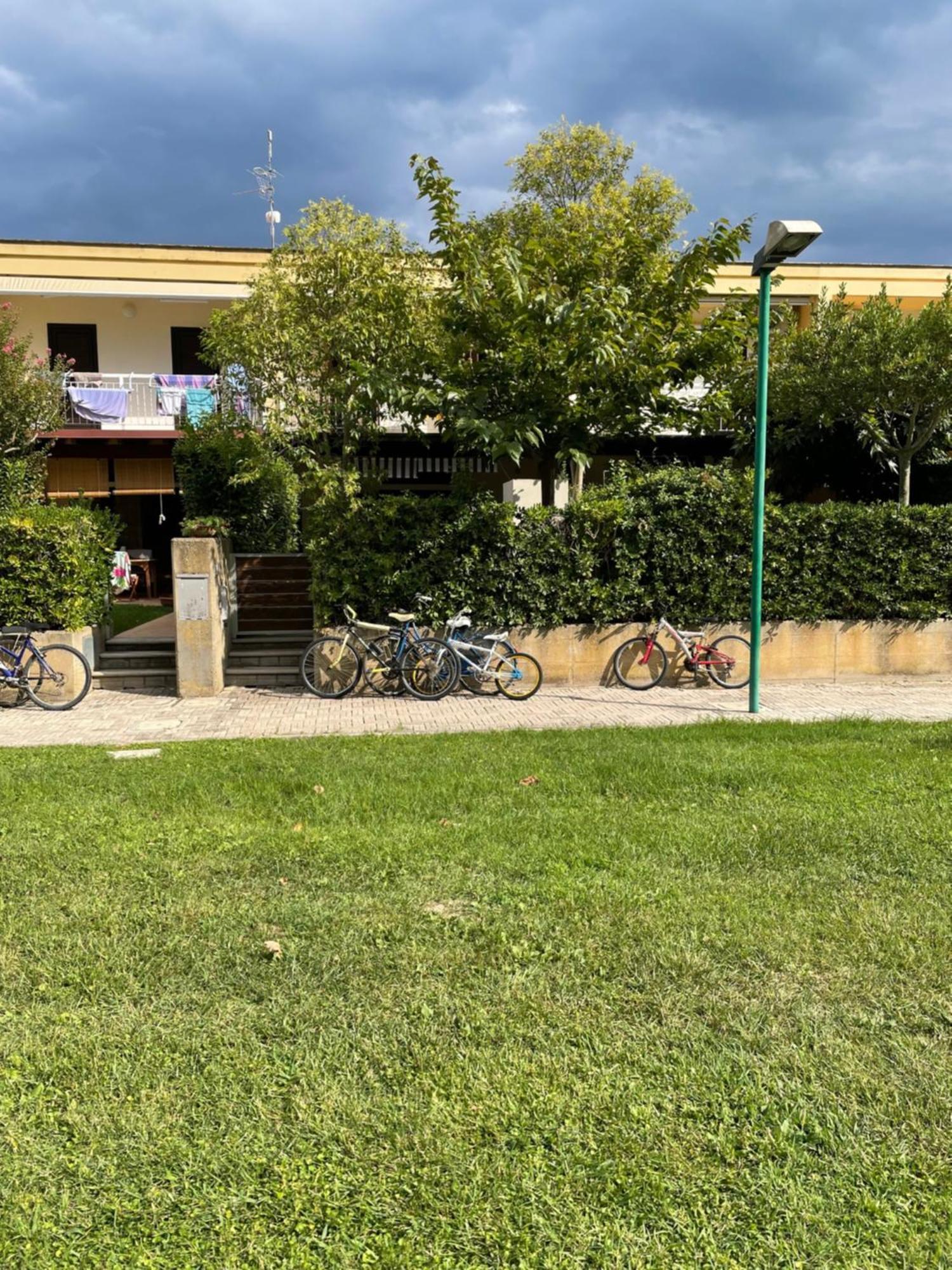 Villetta A Schiera In Villaggio Metatur Метапонто Экстерьер фото